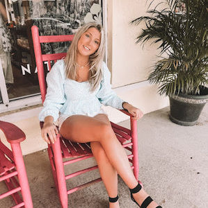 Meet your Posher, Hannah